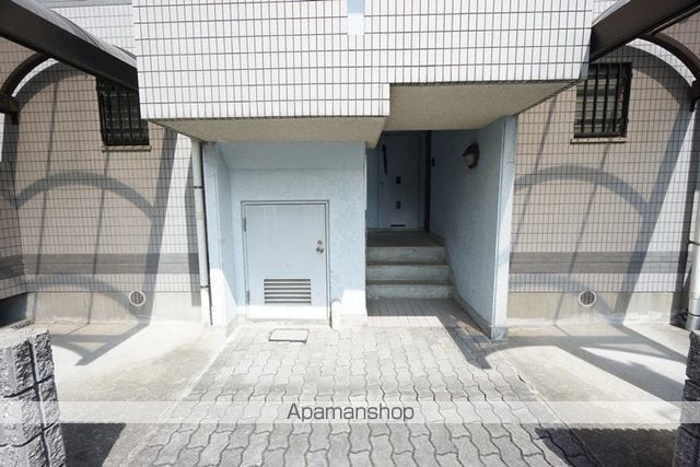 エスポアール前川の玄関写真