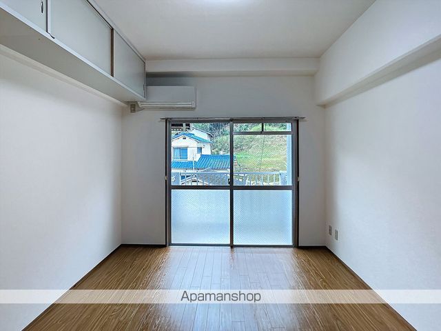コスモクイーン矢坂Iの内装写真