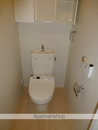 ラクラス日本橋久松町[2LDK/57.01m2]のトイレ