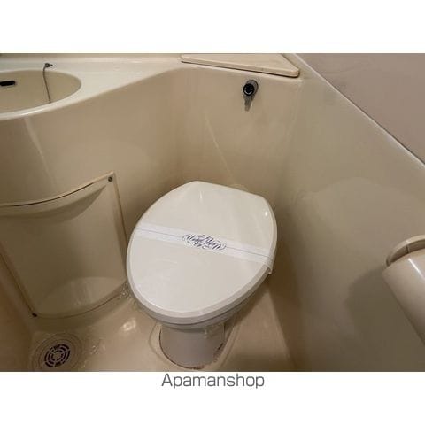 清水ハイツの内装写真