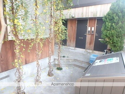 グランエッグス東高円寺[1R/21.74m2]のエントランス1
