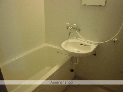 広島県福山市宮前町２丁目[1K/30.06m2]のバス