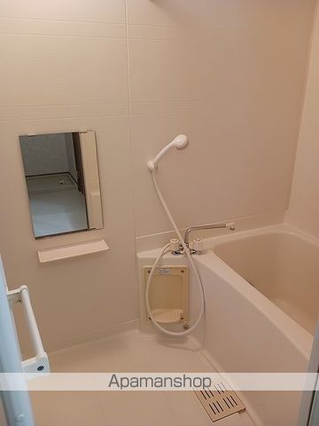 ヴィラ フォーシーズン Aの内装写真