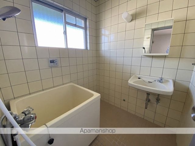 コーポ春貝地の内装写真