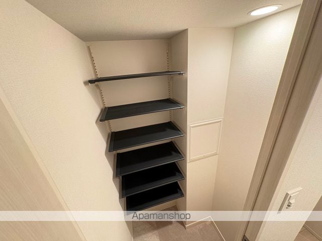 スプランディッド大阪EASTの内装写真