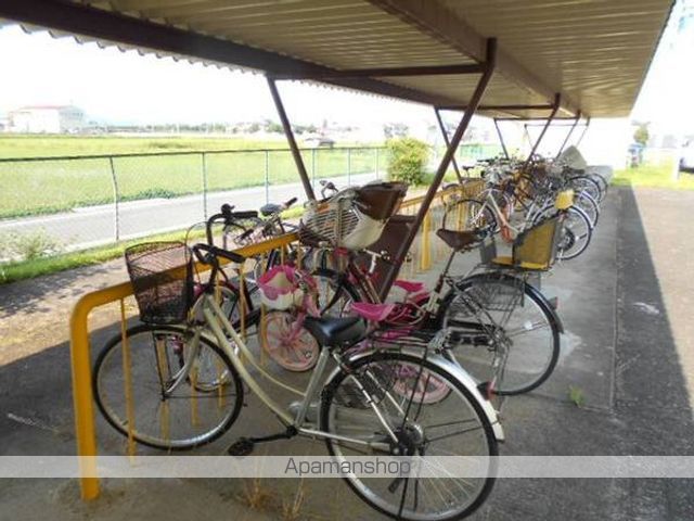 ビレッジハウス巣南町西2号棟の内装写真