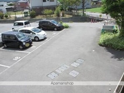 アン・セリジェⅡ[2LDK/58.1m2]の駐車場