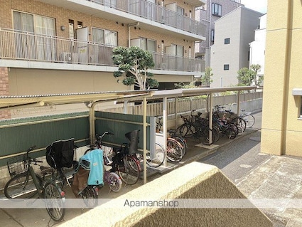 第３メゾン小茂根[2LDK/53.9m2]の共用部