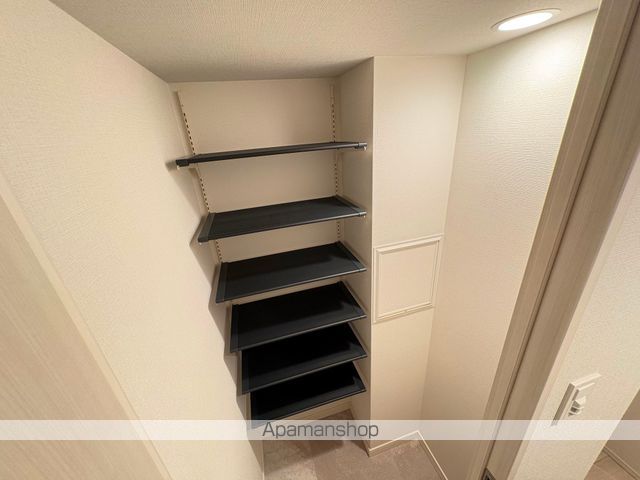 スプランディッド大阪EASTの内装写真