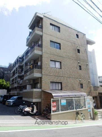 福岡市中央区平和のマンションの外観1