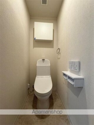 ＲＯＯＴｓ　Ｓｈｉｎｊｕｋｕ　Ｗａｋａｍａｔｓｕｃｈｏ（ルーツシ[1K/30.55m2]のトイレ