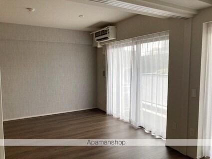 神奈川県横浜市青葉区美しが丘５丁目[2SLDK/65.04m2]の内装1