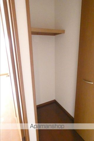 ルマ フジワラ ドゥアの内装写真