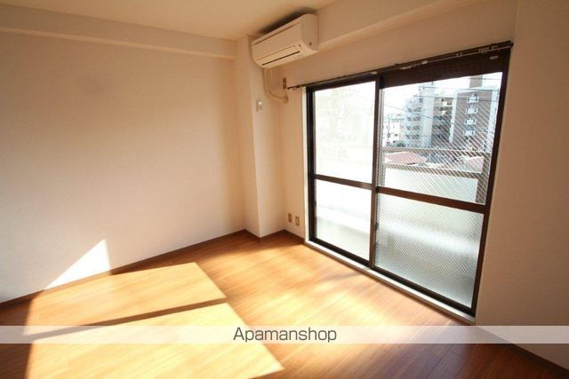 シンシア曽根西町レジデンスの内装写真