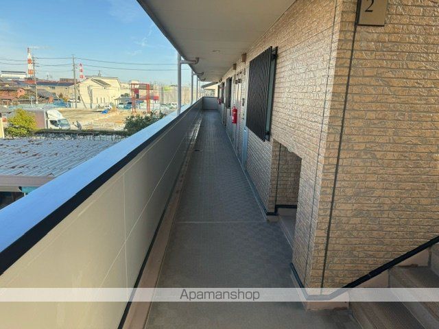 フローラルパレスの玄関写真