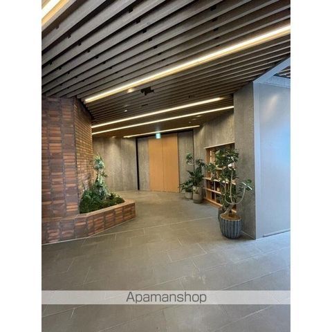 コンフォリア・リヴ本町WEST Qの外観写真