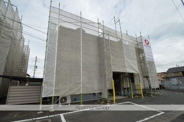 アヴァンセ B棟の外観写真