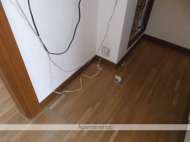 エバメゾン北郷の内装写真