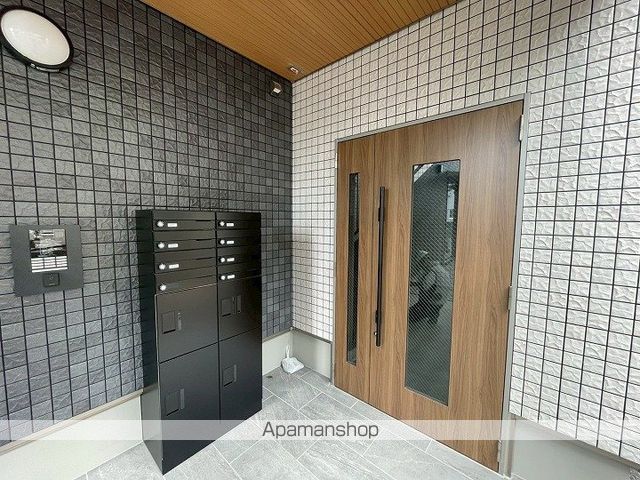 キルシュ元町の玄関写真
