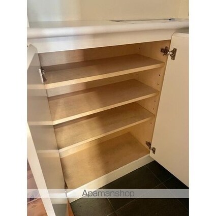 Ｎ３ユニテ[1LDK/80.1m2]の玄関