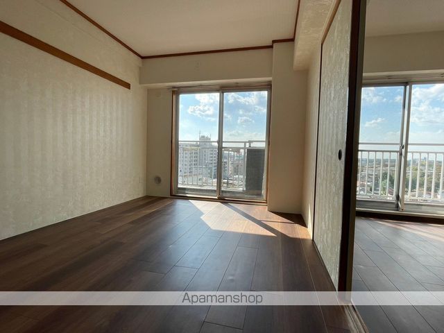 INSURANCE BLDG.IIの内装写真