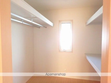 ＳＯＧＮＩ[3LDK/98.84m2]の収納