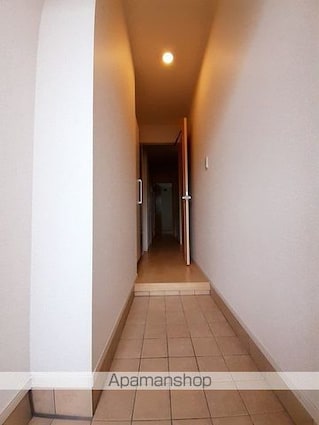 エンブレイス　Ｂ[1LDK/46.35m2]の玄関