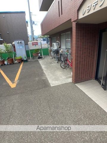 レジデンス泉の外観写真