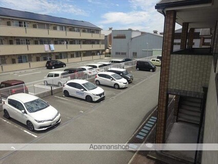 和歌山県和歌山市湊[1DK/36.71m2]の駐車場2