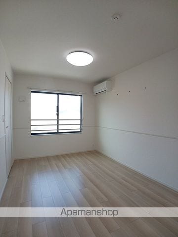 ヒカルサ熊谷肥塚IIの内装写真