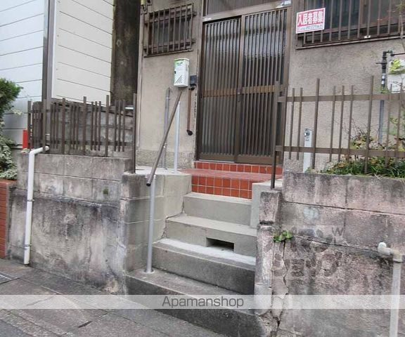 京都市東西線 椥辻駅 徒歩12分 2階建 築49年の外観写真