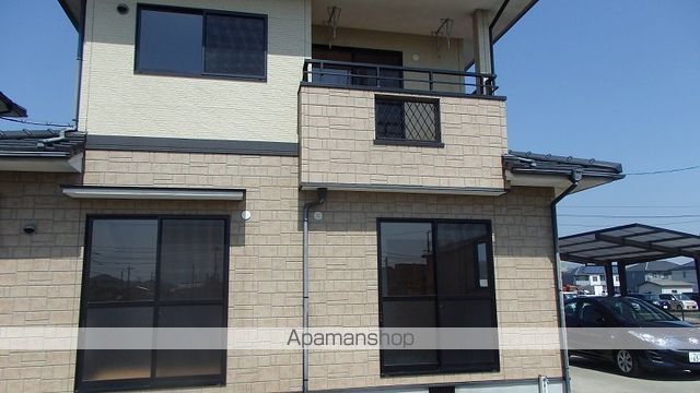 福塩線 道上駅 徒歩19分 2階建 築22年の外観写真