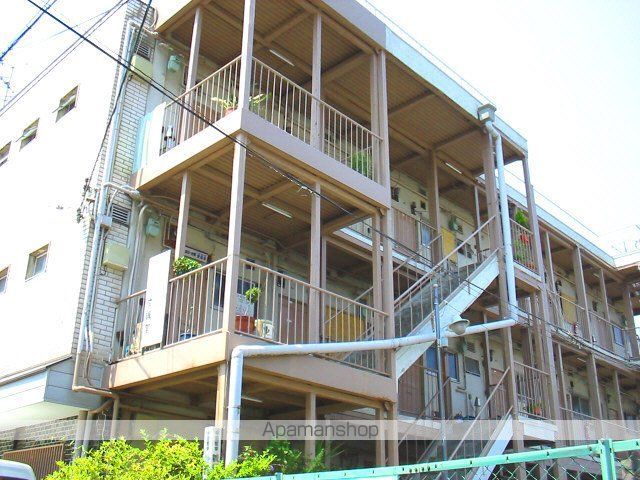 室生マンションの外観写真