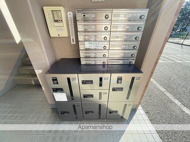 ラトゥールTOWAの外観写真
