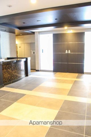 エステムコート梅田・茶屋町IIIネクスタの玄関写真