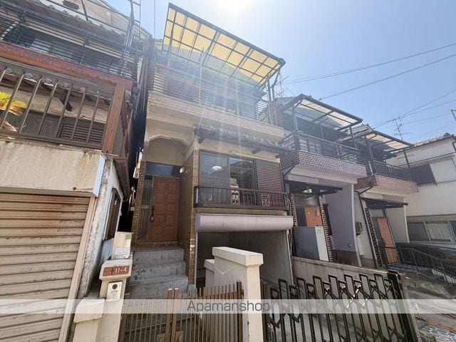 京阪本線 樟葉駅 バス乗車時間：12分 最寄りバス停で下車 徒歩6分 2階建 築48年の外観写真