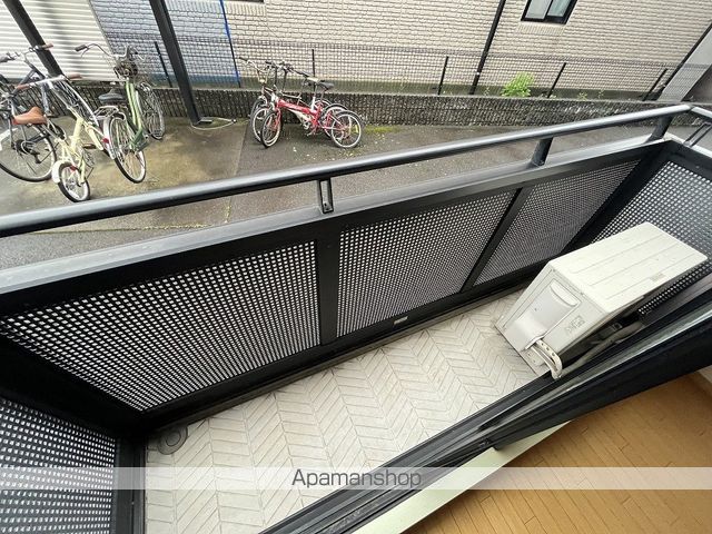 フェンスウエストIIの内装写真