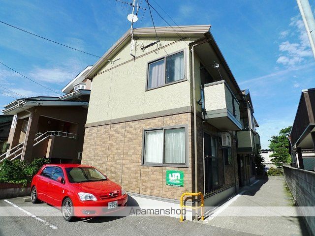 オリーヴハイツの外観写真