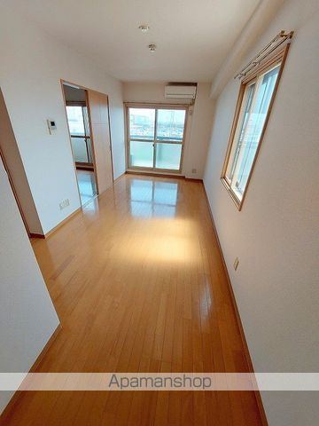 エクシードVIIIの内装写真