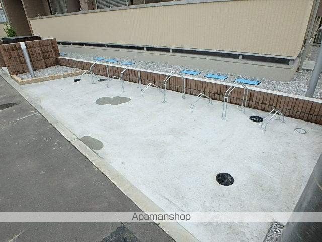 コスモスの外観写真