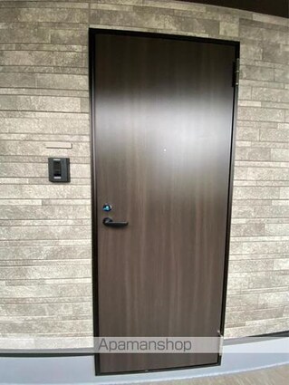 ＦＯＮＴＡＮＡ（フォンターナ）[1LDK/32.38m2]の玄関