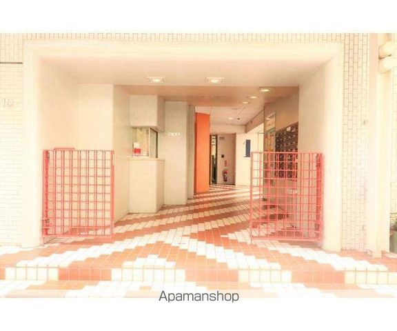 タワーズ10の玄関写真