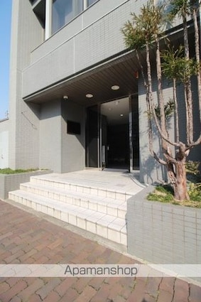 岡山県岡山市北区出石町１丁目[1K/24.02m2]のエントランス1