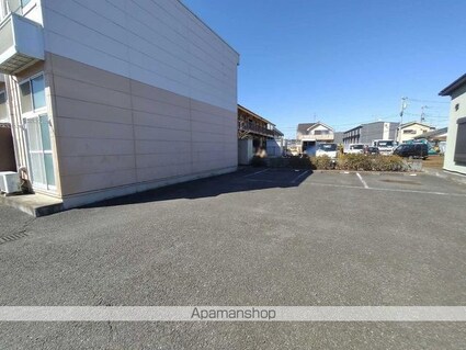 レオパレスエル・ビエント[1K/19.87m2]の駐車場1