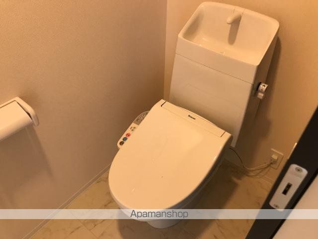 アインタウゼントの内装写真