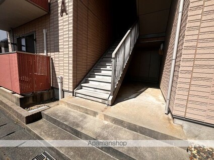 メゾン・ベレオＡ棟[2LDK/53.87m2]の共用部2