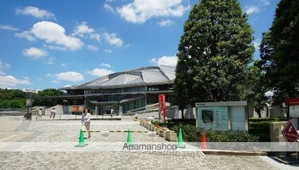 東京都新宿区大京町[2LDK/50.68m2]の周辺2