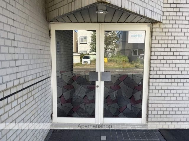 レジェンドプラザの玄関写真