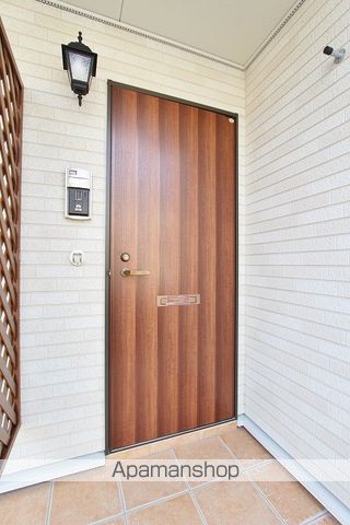 ラ・ドゥサーIVの玄関写真