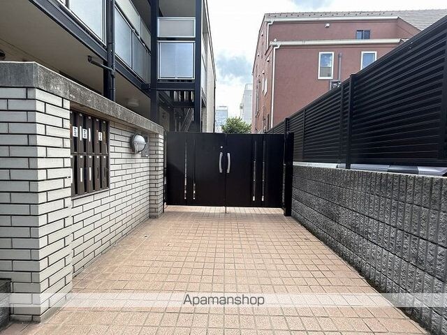 レオパレスウイスタリア[1K/22.35m2]のエントランス